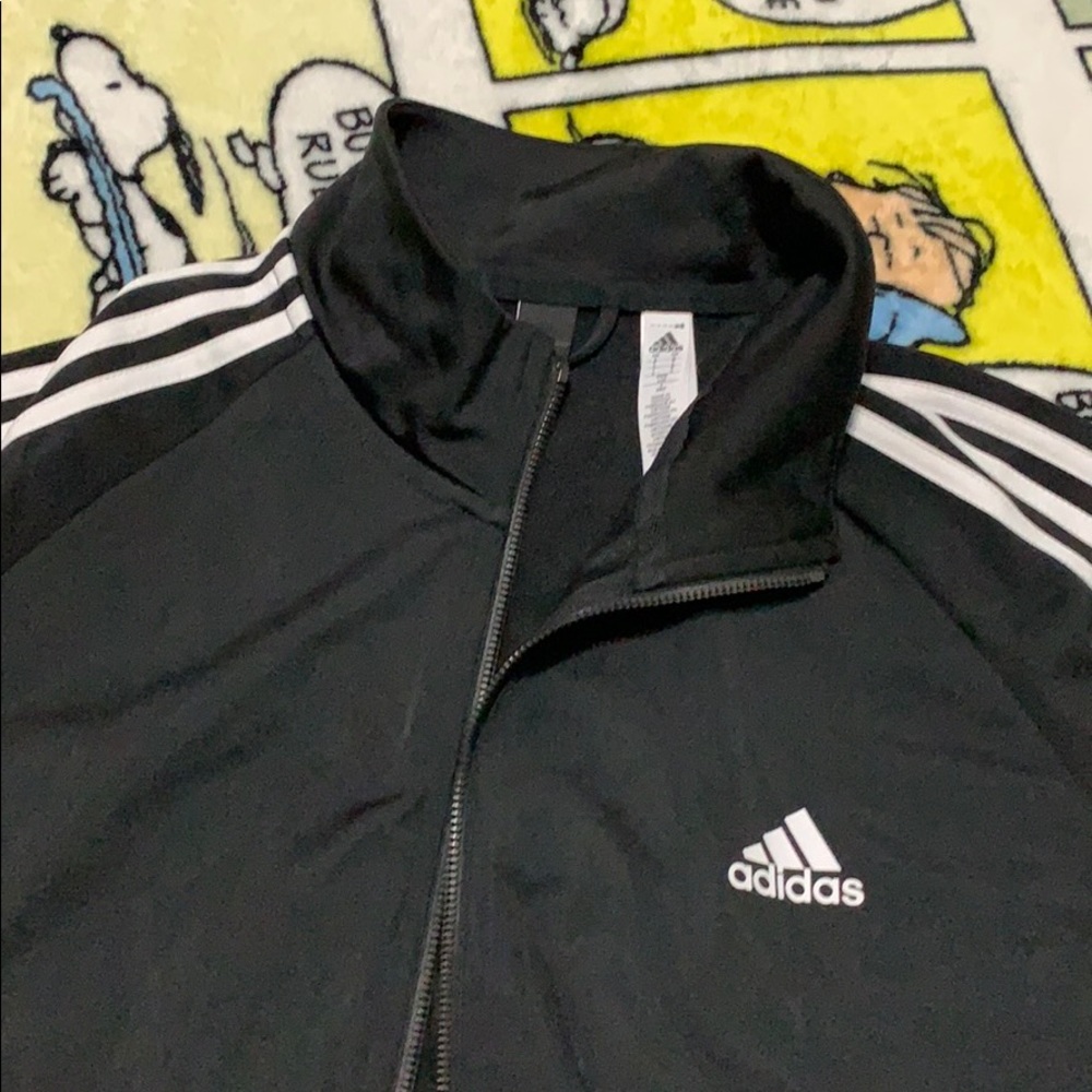 Adidas size L black